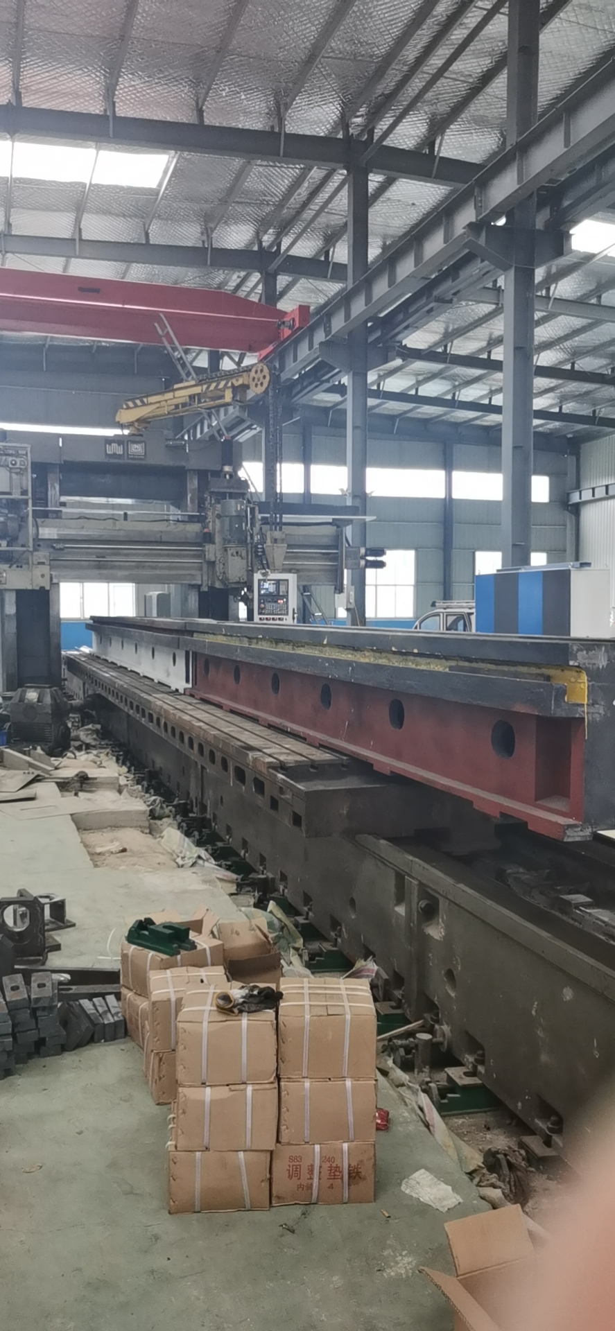德洲冠魯深孔機(jī)床全部采用德國(guó)Heckert導(dǎo)軌磨床加工床體